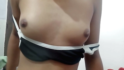 Indian amateur solo female video showing her delicious breakfast