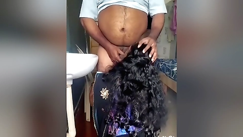 Indian wife gets horny with his wife on homemade video