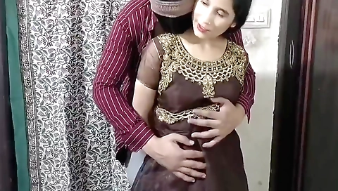 Indian Muslim Girl Ko Call Kar Ke Room Me Band Kar Pel Diya