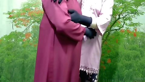 Indian housewife gets fucked in her village housewife and husband