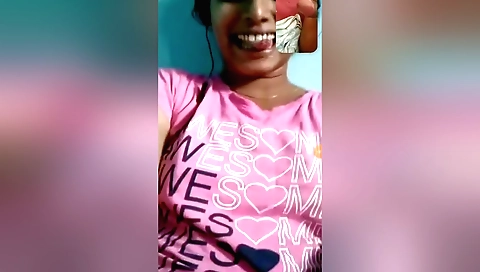 Indian hottie with big boobs masturbating on webcam