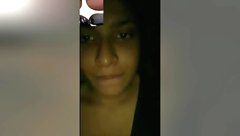 Solo girl 18+ showing off her body in a sexy video