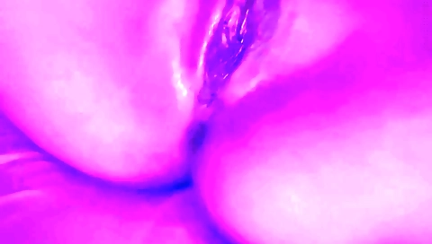 Indian babe with big tits makes a hardcore solo video