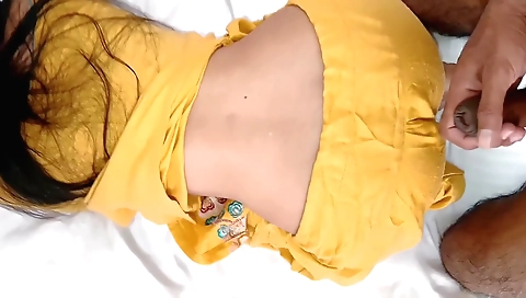 Indian amateur porn video with a girl getting fucked