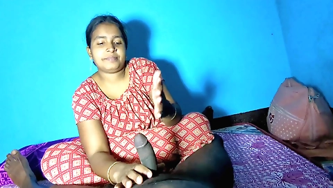 Indian hottie in brown panties and a big ass in a bed