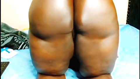 Busty Indian chicks with an extra big butt makes porn film