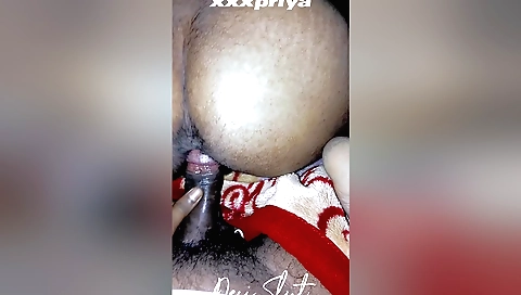 Indian chick gives a blowjob to her boyfriend in the kitchen