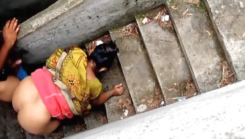 Indian babe banged in hot outdoor sex in amateur movie