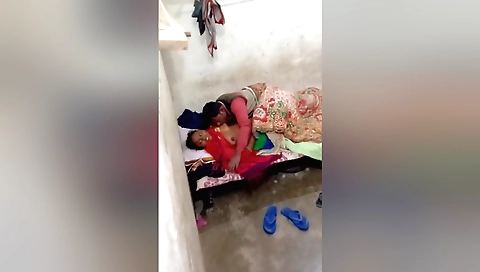 Kirtai chodan chut ki bhajan land ke andar haridan