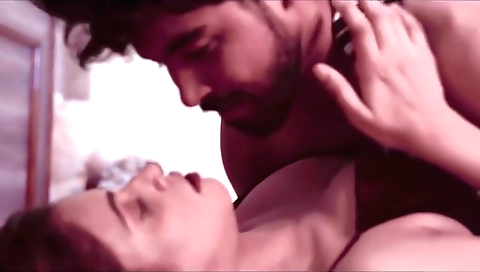 Red head with big ass and a sexy face sells products