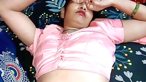 Amateur brunette is fucking and sucking by her boyfriend