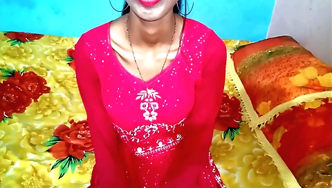 Indian girl with small titties gives a blowjob to her boyfriend