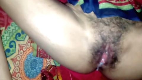Indian cunt sucking and sucking a big dick and cum in her pussy