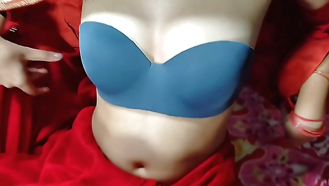 Indian bhabhi is fucked in her mouth by her stepfather's partner