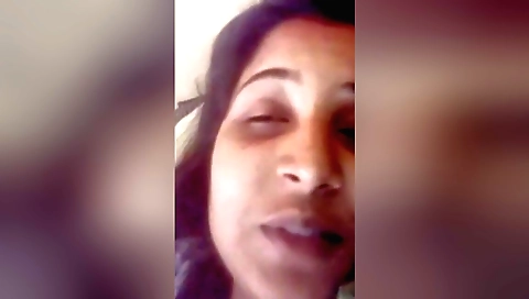 Indian babe naked in amateur solo vid showing off her body