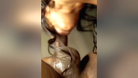 Indian brunette facialized in this homemade porn clip