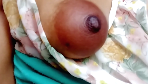 Indian housewife naked and masturbate with her cock