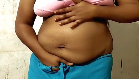 Hot indian babe is fucked by herself by the camera