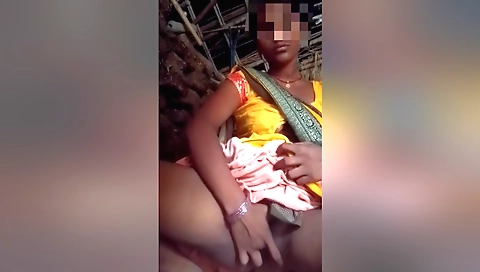 Indian solo female video with the beautiful features of the girl