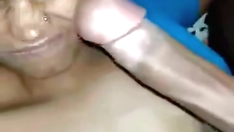 Brunette indian gets her hairy pussy rammed in homemade porn