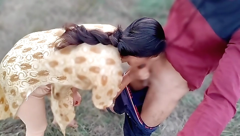 Indian girl randi is making a vlog with the boyfriend