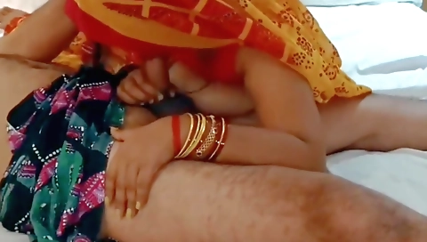 Bhabhi with big tits and a hot body giving blowjob