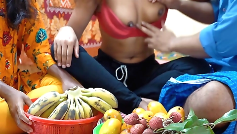 Amateur stepsister and stepbrother play with a dick