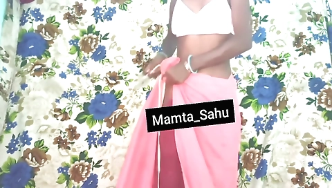 Indian brunette seduces you with her body and mouth