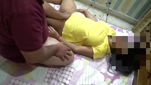 Indian girl and her boyfriend show off their big asses