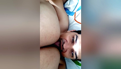 Beautiful Hot Girlfriend Sucked And Agrees To Have Anal