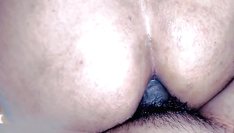 Indian teen naked on camera shows herself in hardcore porn