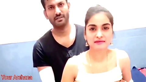 Hindi amateur indian brunette bhabi ne apna ghar bolwake