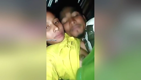 Hot brunette amateur slut likes to fuck in the village