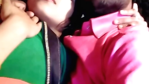 Dehati lovers gets fucked and gets her pussy drilled