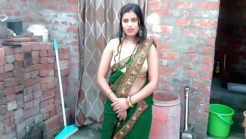 Indian brunette with natural tits fucks in amateur pov