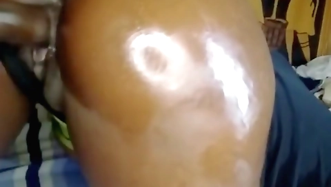 Indian amateur slut gets her ass fucked in the doggy style