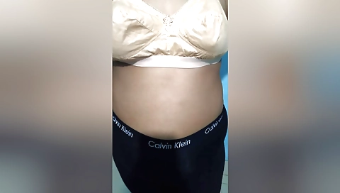 Mature indian babe dressing and exposing her big boobies