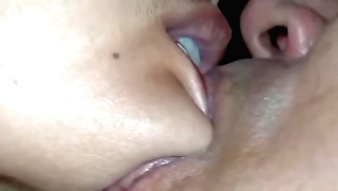 I'm fucking my sexy Indian girlfriend in an amateur porn video