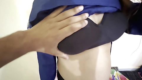 Indian brunette fucked her stepbrother in the privacy